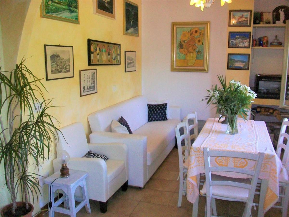 Bed & Breakfast Il Rosmarino Bosa Exterior photo